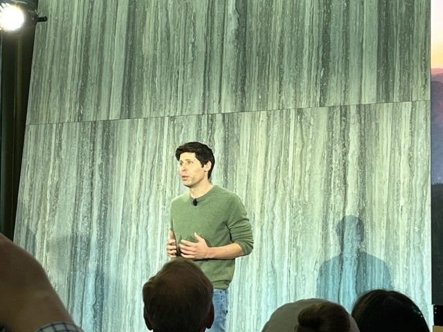 Sam Altman bei der Microsoft-Konferenz in Redmond. Foto: Stephan Scheuer